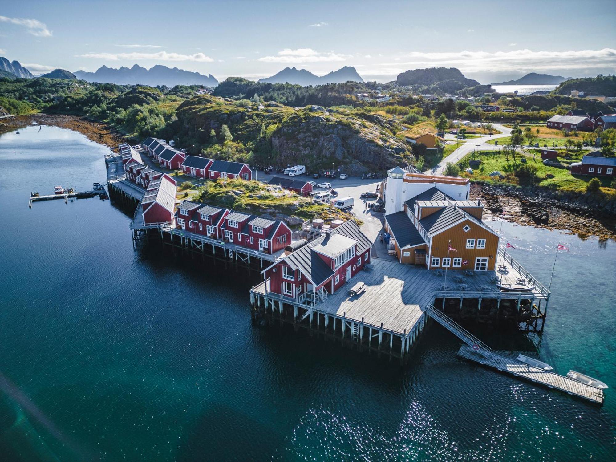 Nyvagar Rorbuhotell - By Classic Norway Hotels Кабельвоґ Екстер'єр фото