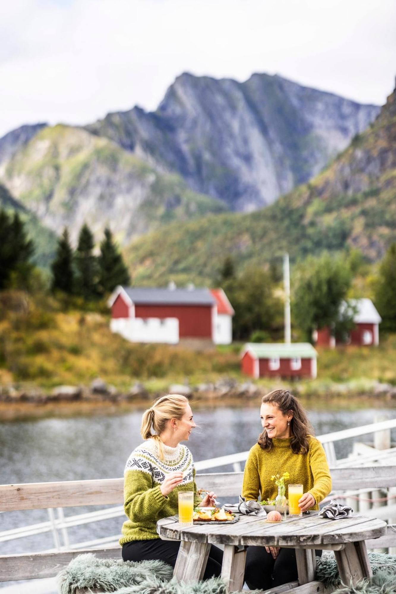 Nyvagar Rorbuhotell - By Classic Norway Hotels Кабельвоґ Екстер'єр фото